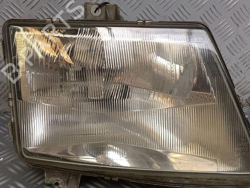 Used Right headlight MERCEDES-BENZ VITO Van (W638) 110 CDI 2.2 (638.094) (102 hp) 30068892