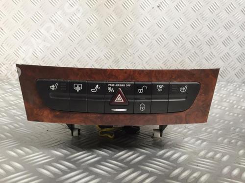 Warning switch MERCEDES-BENZ CLS (C219) CLS 55 AMG (219.376) | BP30070307I22