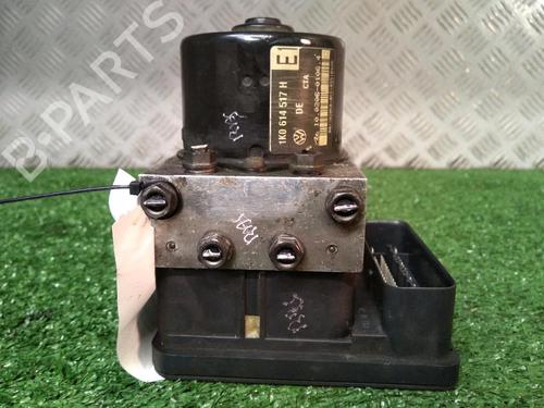 Used ABS pump VW GOLF V (1K1) 2.0 TDI 16V (140 hp) 17159841