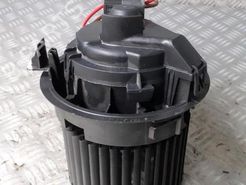 Heater blower motor RENAULT CLIO IV (BH_) 1.5 dCi 90 | BP30070525M62 