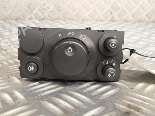 Used Switch Switch OPEL ASTRA H (A04) 1.7 CDTI (L48) (80 hp) 30070267 30070267