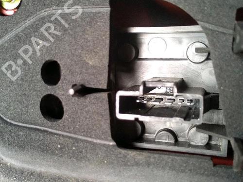 Right taillight PEUGEOT 1007 (KM_) 1.4 | BP30076368C35  - Image 11