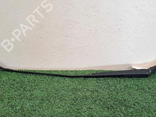 Used Front windshield wiper arm Front windshield wiper arm 30064207 30064207