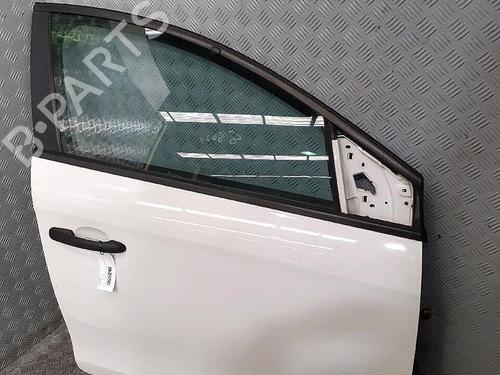 Used Right front door Right front door 30064928 30064928