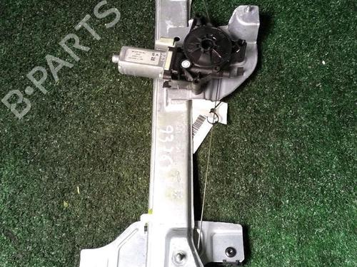 Right front window motor CITROËN C3 III (SX) 1.2 THP 110 (SXHNPS, SXHNZT, SXHNZ6) | BP30073435E20 - Image 3