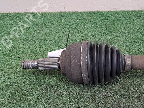 Used Right front driveshaft RENAULT TWINGO II (CN0_) 1.5 dCi (CN0E) (64 hp) 29950256