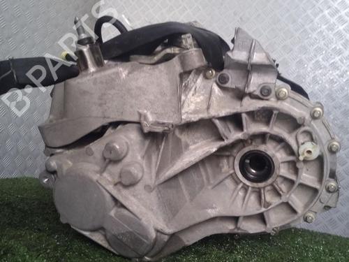 gearbox-dacia-duster-hs_-2010-2011-2012-2013-2014-2015-2016-2017-2018-30068459 main image