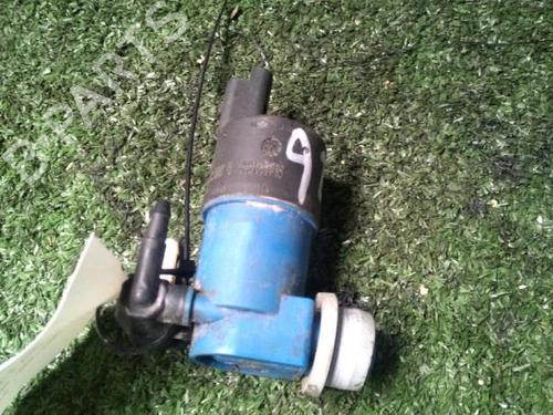 Used Washer pump Washer pump RENAULT CLIO III Grandtour (KR0/1_) 1.5 dCi (KR0F) (86 hp) 30072223 30072223