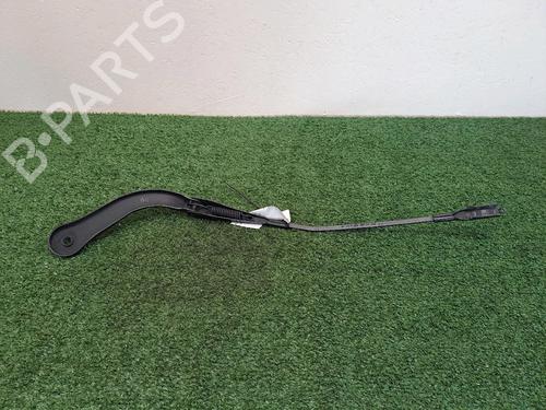 Front windshield wiper arm BMW 3 Touring (E91) 318 d | BP24821767C143 
