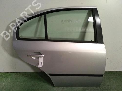 Dør højre bagtil Dør højre bagtil SKODA OCTAVIA I (1U2) 1.9 TDI (90 hp) 30072059 30072059
