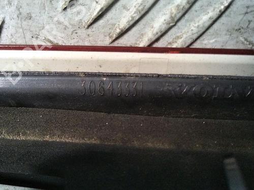 Used Right taillight VOLVO V70 II (285) 2.4 D (131 hp) 30071418