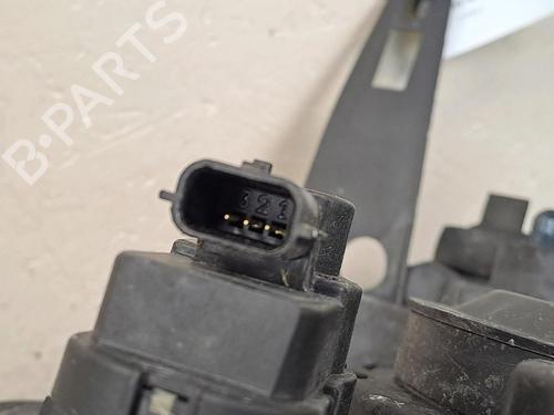 Used Right headlight RENAULT MODUS / GRAND MODUS (F/JP0_) 1.5 dCi (FP0G, JP0G) (68 hp) 30068221