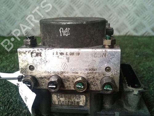 Used ABS pump RENAULT CLIO III (BR0/1, CR0/1) 1.5 dCi (C/BR0G, C/BR1G) (68 hp) 30064621