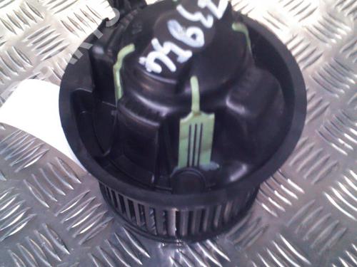 Used Heater blower motor PEUGEOT 207 (WA_, WC_) 1.4 HDi (68 hp) 11399693
