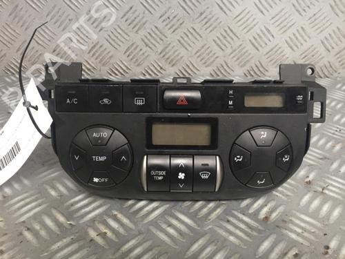 Used Climate control Climate control TOYOTA RAV 4 II (_A2_) 2.0 D 4WD (CLA20_, CLA21_, CLA20R, CLA21R) (116 hp) 30069134 30069134