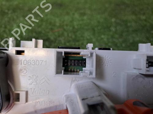 Used Climate control Climate control PEUGEOT 208 I (CA_, CC_) 1.2 VTi 68 / PureTech 68 (68 hp) 30076995 30076995