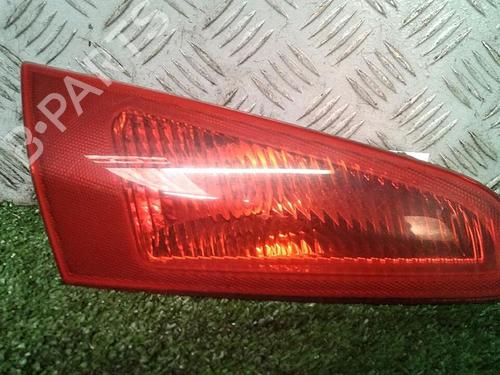 Used Left tailgate light ALFA ROMEO 147 (937_) 1.9 JTD (937.AXD1A, 937.BXD1A, 937.AXV1A, 937.BXB1A,... (115 hp) 30074083