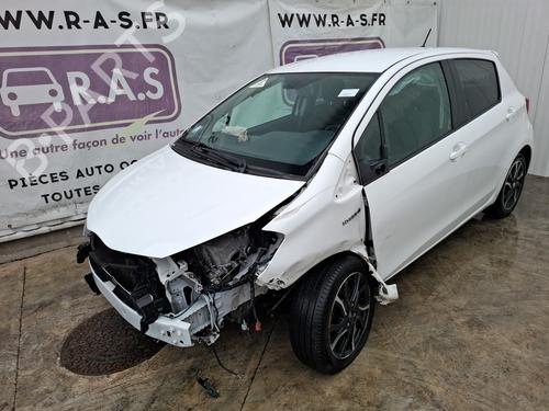Brugte TOYOTA YARIS (_P13_) 1.5 Hybrid (NHP130_, NHP130) (101 hp) 4446159