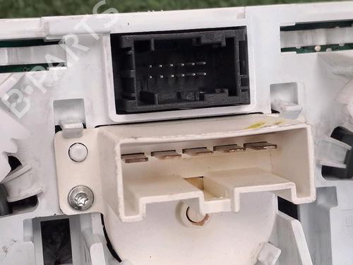 AC-Styringsenhed/Manøvreenhed OPEL CORSA E (X15) 1.3 CDTI (08, 68) (95 hp) 30064165