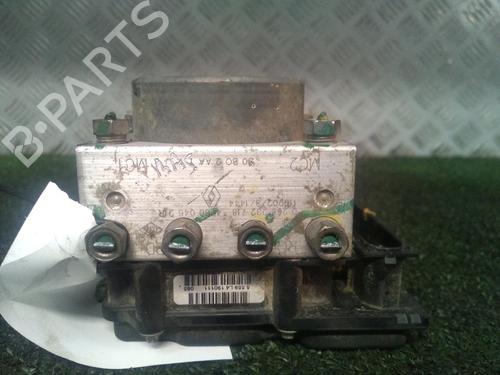 Used ABS pump DACIA SANDERO 1.5 dCi (88 hp) 17159539