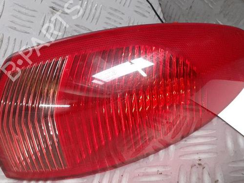 Højre baglygte ALFA ROMEO 147 (937_) 1.9 JTDM 8V (937.AXD1A, 937.AXU1A, 937.BXU1A) (120 hp) 30070013