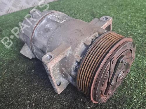 Used AC compressor AC compressor RENAULT CLIO IV (BH_) 0.9 TCe 90 (BHNF, BHMA, BHMH, BHJK, BHJR) (90 hp) 30077292 30077292