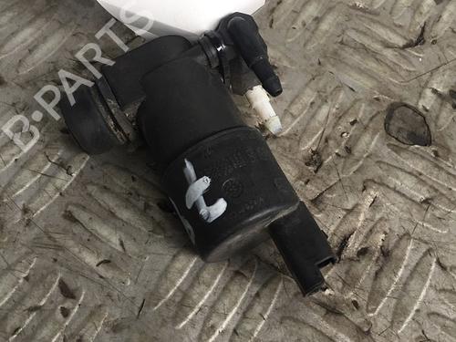 Used Washer pump RENAULT MEGANE II (BM0/1_, CM0/1_) 1.9 dCi (BM0G, CM0G) (120 hp) 30065119