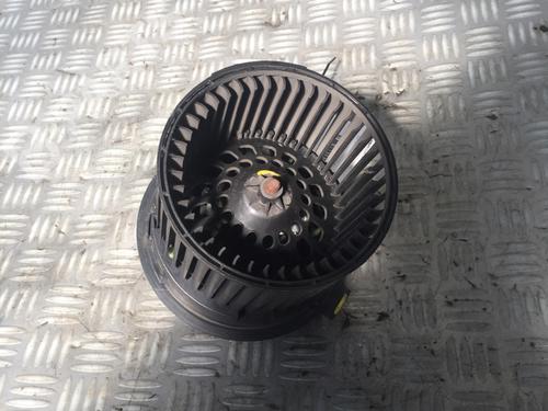 Used Heater blower motor DACIA SANDERO II 1.2 (75 hp) 11402702
