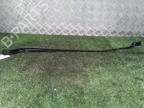 Front windshield wiper arm PEUGEOT 2008 I (CU_) 1.6 BlueHDi 100 | BP14545627C143 