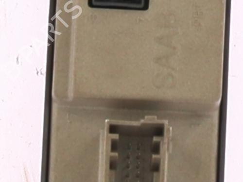 Used Right front window switch Right front window switch SAAB 9-3 Estate (E50) 1.9 TTiD (180 hp) 30178501 30178501