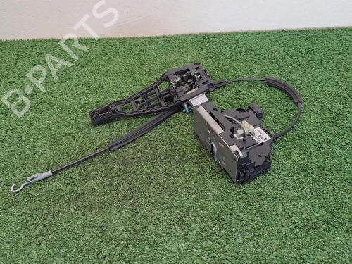 Used Front right lock OPEL CORSA D (S07) 1.0 (L08, L68) (65 hp) 24871297