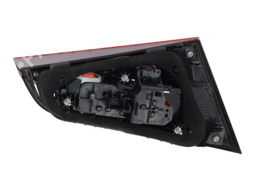 right-tailgate-light-audi-a3-sportback-8va-8vf-2012-2013-2014-2015-2016-2017-2018-2019-2020-2021-38921465 main image