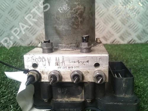 Used ABS pump ABS pump VW POLO VI (AW1, BZ1, AE1) 1.0 MPi (80 hp) 30075739 30075739