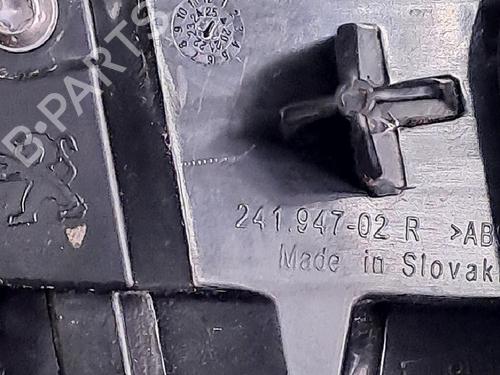 Used Right tailgate light Right tailgate light PEUGEOT 308 SW III (FC_, FJ_, FR_, F4_, FN_) PureTech 130 (FRHNSL, FRHNST) (131 hp) 29947313 29947313