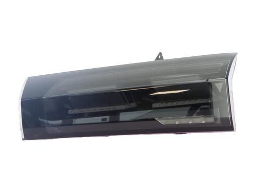 Used Right tailgate light PEUGEOT 2008 II (UD_, US_, UY_, UJ_, UR_, UC_) 1.2 PureTech 100 (USHNK) (101 hp) 30886399