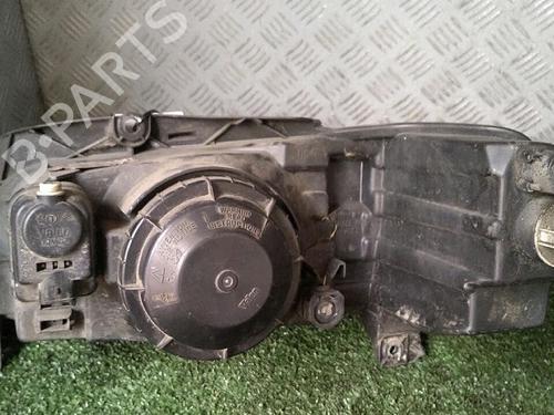 Right headlight PEUGEOT 106 II (1A_, 1C_) 1.1 i | BP30076424C29