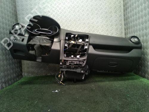Used Dashboard RENAULT CLIO IV Grandtour (KH_) 0.9 TCe 90 (90 hp) 20100746