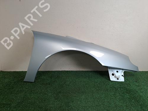 Kotflügel rechts vorne für RENAULT LAGUNA I (B56_, 556_) 1.8 16V (B563, B564) (120 hp) 30846804