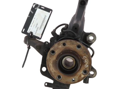 Used Right front steering knuckle Right front steering knuckle RENAULT CLIO III Hatchback Van (SB_, SR_) [2005-2026] 34047725 34047725