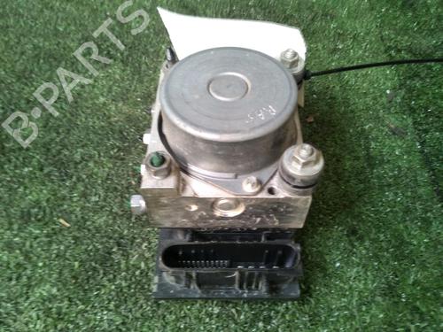 Used ABS pump RENAULT CLIO III (BR0/1, CR0/1) 1.5 dCi (88 hp) 17157552