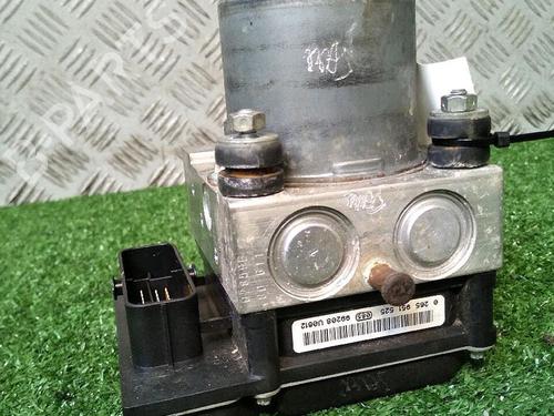 Used ABS pump CITROËN C4 Grand Picasso I (UA_) 1.6 HDi (109 hp) 30071526