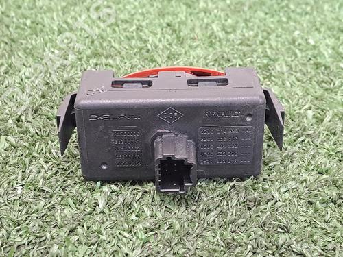 Warning switch RENAULT TWINGO II (CN0_) 1.2 (CN0D) | BP29948356I22