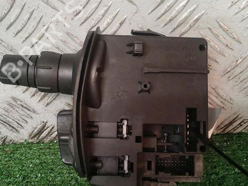 Used Steering column stalk RENAULT MODUS / GRAND MODUS (F/JP0_) 1.5 dCi (FP0F, JP0F) (86 hp) 30073530