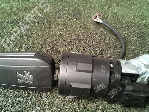 Used Ignition barrel Ignition barrel PEUGEOT 208 I (CA_, CC_) 1.2 VTI 82 (82 hp) 29952677 29952677