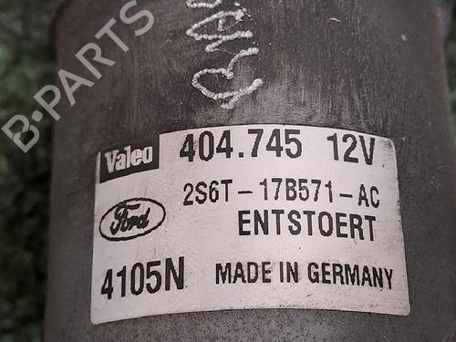 Used Front wiper motor FORD FIESTA V (JH_, JD_) 1.3 (69 hp) 30064314