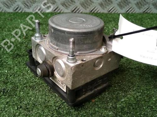 Used ABS pump ABS pump RENAULT CLIO III Grandtour (KR0/1_) 1.5 dCi (KR0F) (86 hp) 30071805 30071805