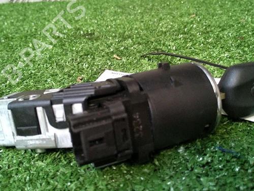Used Ignition barrel PEUGEOT 2008 I (CU_) 1.6 HDi (92 hp) 30071525