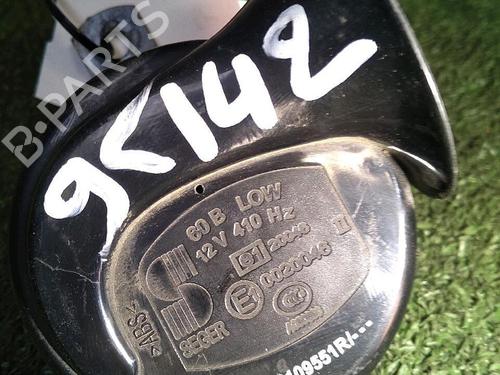 Used Horn RENAULT MEGANE III Hatchback (BZ0/1_, B3_) 1.5 dCi (BZ09, BZ0D, BZ1W, BZ29, BZ14) (110 hp) 30075981