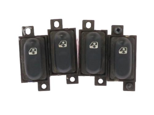 Used Left front window switch Left front window switch RENAULT LAGUNA I (B56_, 556_) 2.2 D (B56F/2) (83 hp) 33179200 33179200