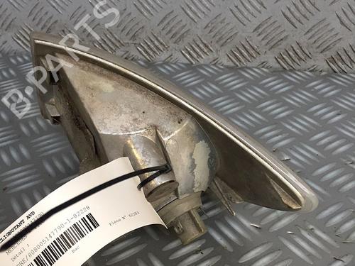 Used Right front indicator MERCEDES-BENZ VITO Van (W638) 110 CDI 2.2 (638.094) (102 hp) 30068890